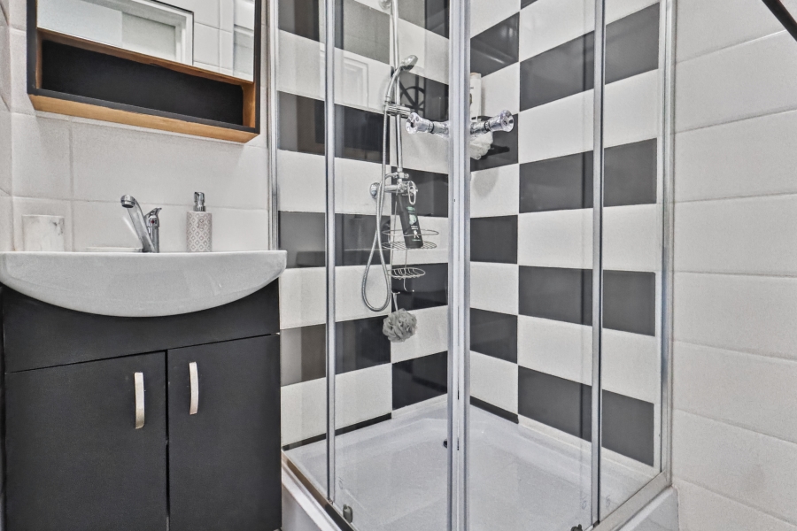 3 Bedroom Property for Sale in The Coves North West